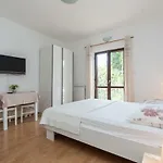 아파트 Anka 챠브타트