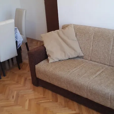 Anka Apartment